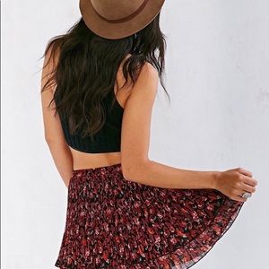 NWT Ecote Pleated Tiered Chiffon Paisley Mini Skirt, Medium